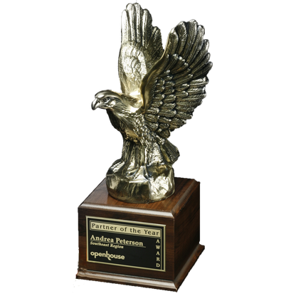 Fearless Eagle Trophy | Bronze | Personalized Corporate Award | 17 Inches Tall